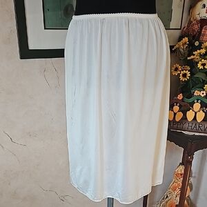 Vintage Knee Length Off White Half Slip Skirt 24" Length Women's Size Medium